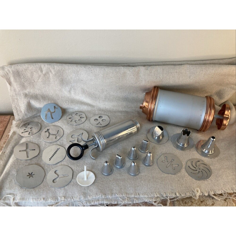 Vintage MIRRO COOKIE Cooky Pastry PRESS And Decorator Set Clean